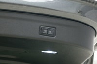 Save over $22,000 from new on this ultra low KM DEMO 2025 Audi Q6 e-tron with Quattro All-Wheel Driv... (image 9)