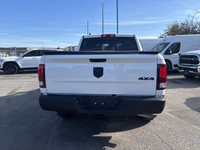 Clean Car Fax**Ram 1500**Warlock**Crew Cab**3.6L**V6**4x4**40/20/40 Bench Seat**8.4 Touchscreen**App... (image 5)