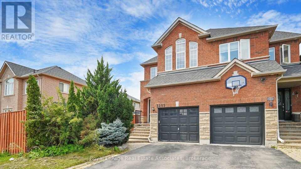 UPPER - 3285 APRICOT STREET Mississauga (Lisgar), Ontario 2