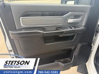 2023 RAM 2500 Big Horn 4x4 | 6.7L Cummins Diesel | Level 2 Equipment Group | Crew CabHeavy-duty stre... (image 7)