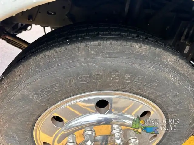 2018 Forest River RV Georgetown 7 Series 34P7 only 12 k Miles in RVs & Motorhomes in Moncton - Image 53