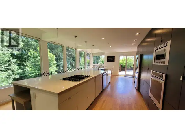 5344 CLIFFRIDGE AVENUE North Vancouver, British Columbia in Houses for Sale in North Shore - Image 6
