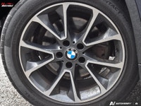 Welcome to 11 Motors. JUST IN! PRICED TO SELL - CLEAN CARFAX NO ACCIDENTS DRIVE AWD | 3.0L TWINPOWER... (image 5)