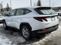 Crowfoot Hyundai, AMVIC Licensed Dealer Mileage: 33,383 km Experience the perfect blend of versatili... (image 9)