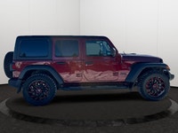 Experience the ultimate fusion of classic Wrangler ruggedness and sleek, modern styling in this trai... (image 5)