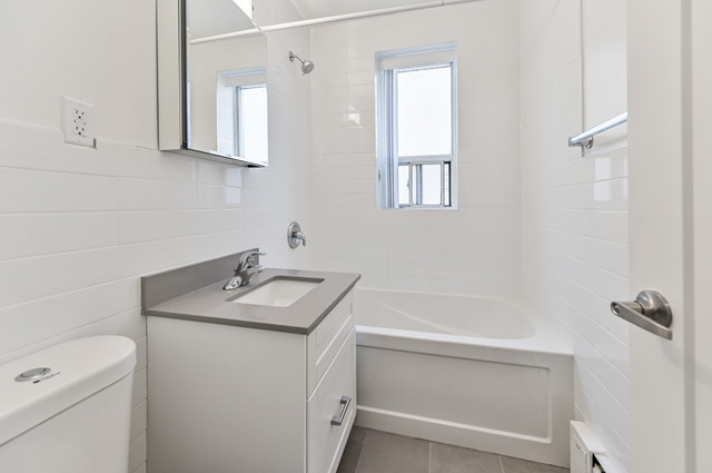 151 St. George - Studio Apartment for Rent in Long Term Rentals in City of Toronto - Image 2