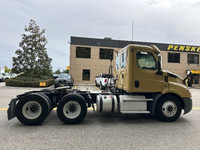 2019 FREIGHTLINER T11664ST;Heavy Duty Trucks - CONVENTIONAL W/O SLEEPER MANAGERS SPECIAL Penske Loca... (image 7)