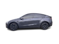 2024 Tesla Model Y Long Range Electric Motor 4D Sport Utility AWD 1-Speed Automatic Gray We want you... (image 4)