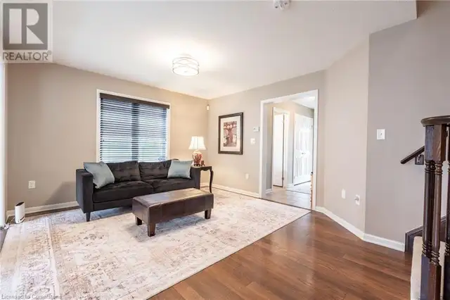 199 EMICK Drive Ancaster, Ontario in Houses for Sale in Hamilton - Image 7