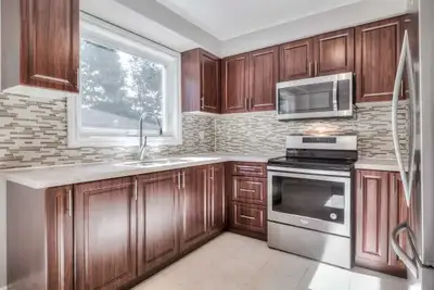 Suite Amenities Fridge Stove Washer in suite Dryer in suite Cable ready Microwave Central air condit...