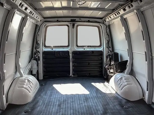 2025 Chevrolet Express 2500 Extended 155 Cargo Van in Cars & Trucks in St. Albert - Image 28