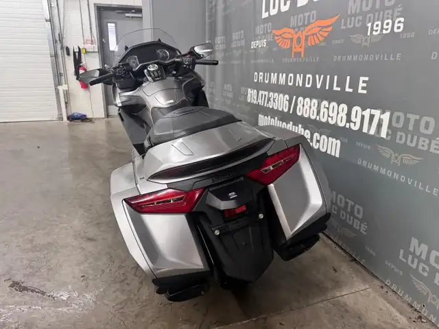 2018 Honda GL1800 Goldwing in Sport Touring in Drummondville - Image 10