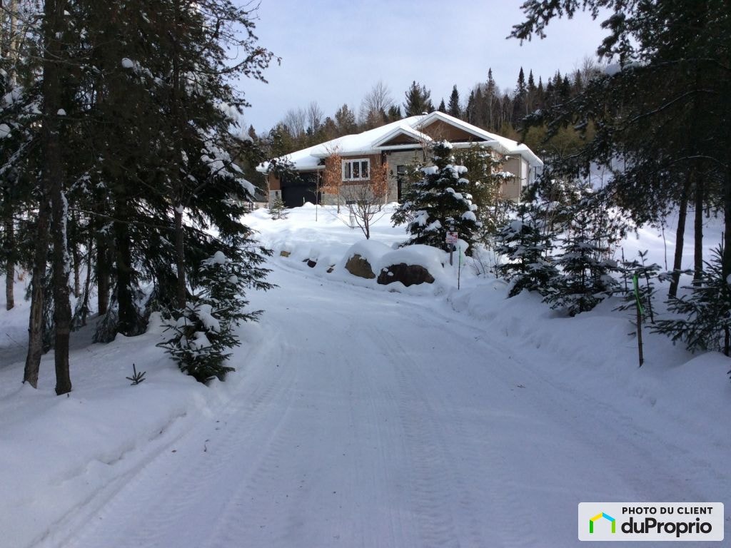$839,000 - Country home for sale in Ste-Beatrix — photo 2