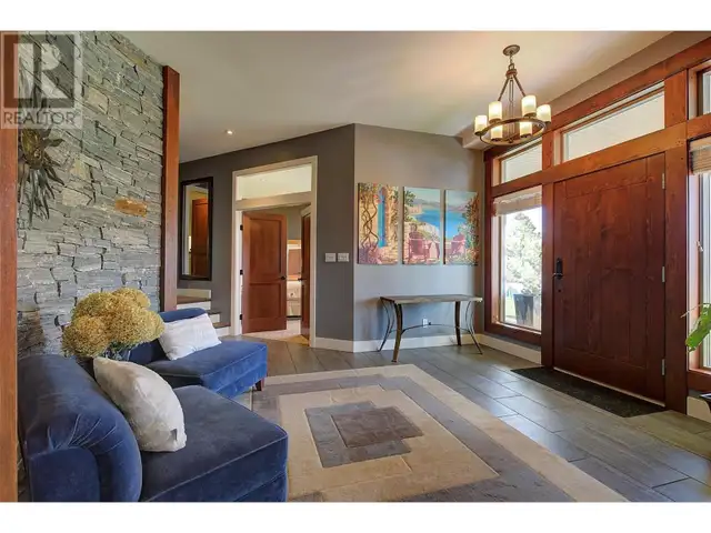 5824 Columbia Avenue Peachland, British Columbia in Houses for Sale in Penticton - Image 20