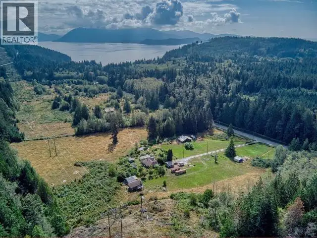 12328 HIGHWAY 101 Powell River, British Columbia in Houses for Sale in Sunshine Coast - Image 24
