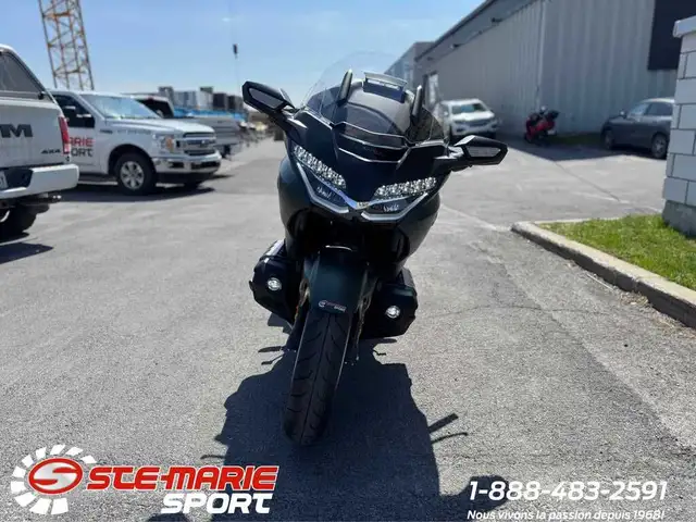 2024 Honda GL1800 Goldwing BAGGER MANUELLE in Sport Touring in Longueuil / South Shore - Image 4
