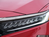 This used 2021 Honda Accord Sedan SE CVT at Castle Honda in Etobicoke delivers the comfort, space, a... (image 8)