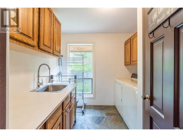 8548 YELLOWHEAD Highway Kamloops, British Columbia in Houses for Sale in Kamloops - Image 39