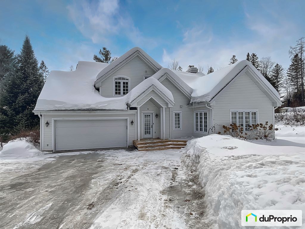 $920,000 - Bungalow for sale in Morin-Heights — photo 1
