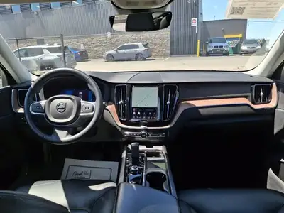 2022 Volvo XC60 Recharge Inscription Expression AWD | Plug-in, View more