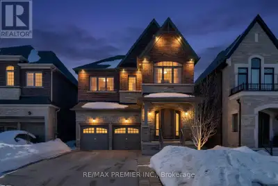 Welcome to 14 King Blvd in the heart of King City. This exceptional 4+1 bedroom home blends space, f...