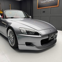 Experience one of the purest driving machines ever built. ...the Honda S2000. We are pleased to offe... (image 5)