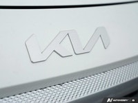 Navigate every journey with confidence and comfort in the 2024 Kia Seltos EX. This stunning Sport Ut... (image 8)