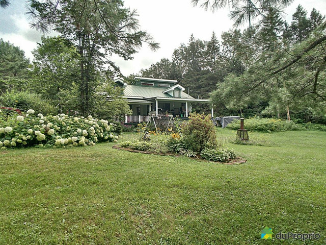 410 000$ - Maison à un étage et demi à vendre à Gracefield in Houses for Sale in Gatineau