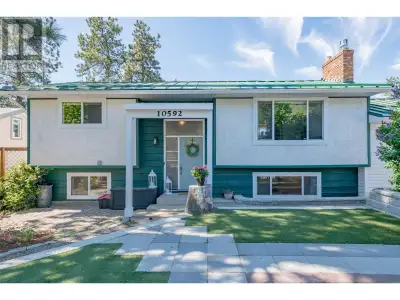 Wonderful 4 bed 2 bath home with a SUITE in the sought after community of Lake Country. Located minu...