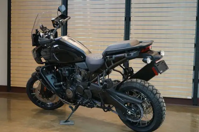 2025 Harley-Davidson RA1250S - Pan America 1250 Special in Sport Touring in Lethbridge - Image 9