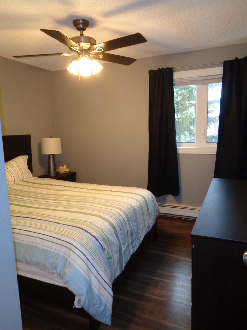 Fully furnished 2 bedroom condo in desirable Wildwood location 5