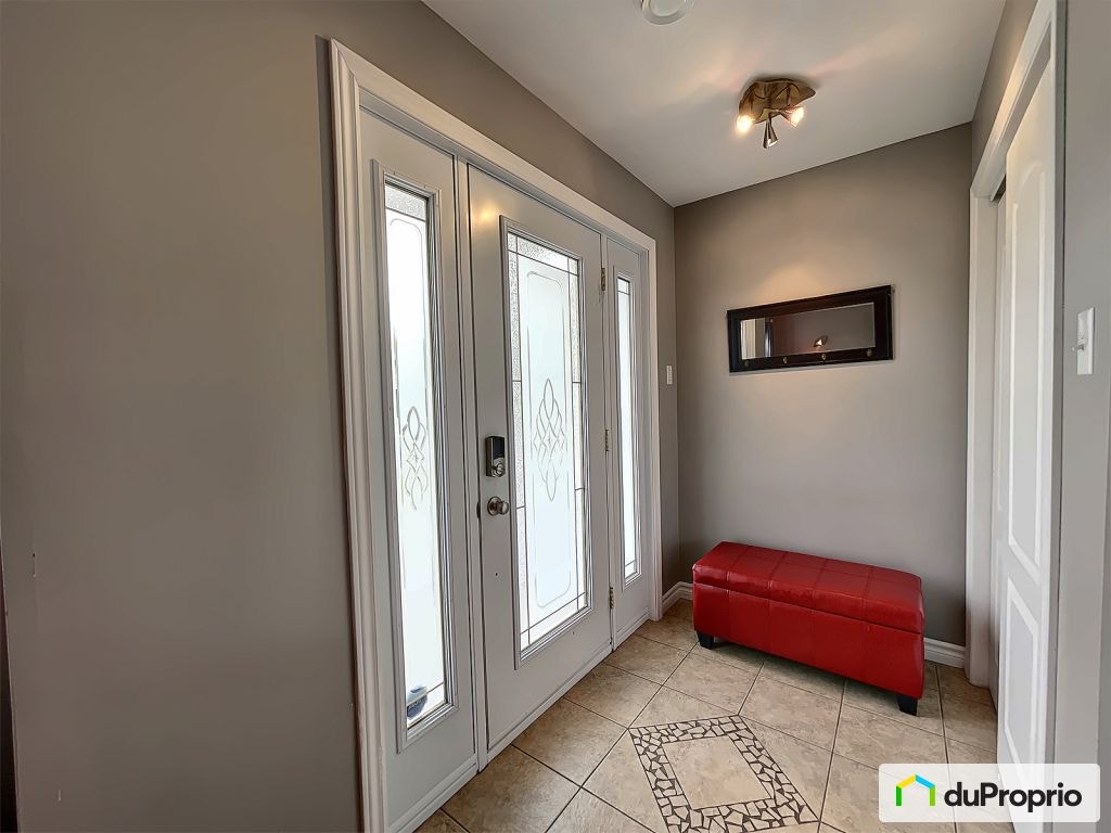 $825,000 - 2 Storey for sale in Carignan — photo 3