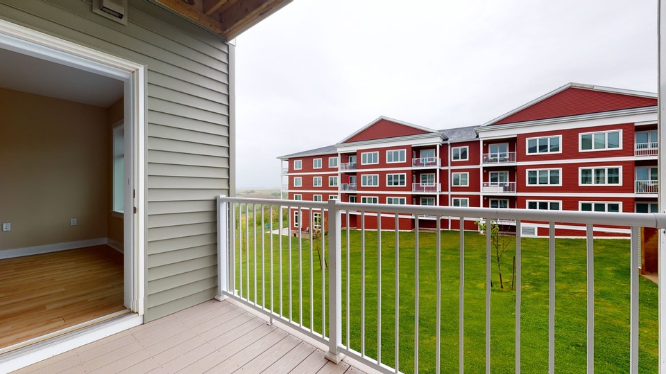 2 BED+DEN & 2 BATHS - APARTMENTS IN WOLFVILLE 4