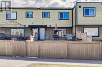 152, 3809 45 Street SW Calgary, Alberta