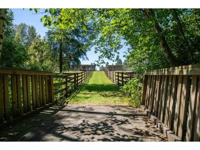 25177 64 AVENUE Langley, British Columbia in Houses for Sale in Abbotsford - Image 33