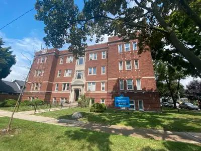 One Bedroom Apartment - beautiful location!