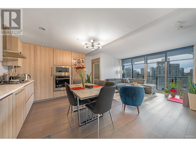 2521 89 NELSON STREET Vancouver, British Columbia in Condos for Sale in Vancouver - Image 2
