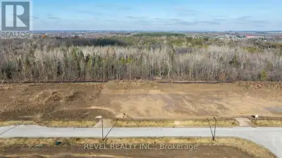 Build your dream home on this beautiful 1-acre lot located in one of Amaranth's sought-after estate...