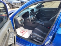 WAS: $31095 NOW: $29195 plus taxes and licensing feesPricing Policy: *Advertised Price based on Fina... (image 5)