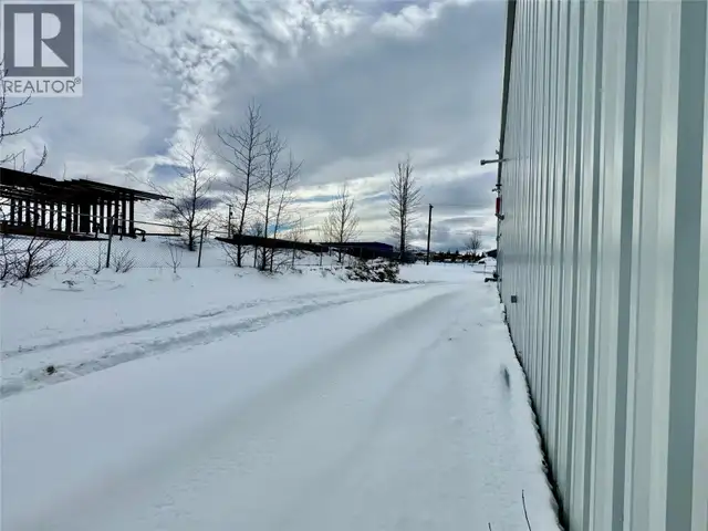 207-213 Industrial Drive Road Tumbler Ridge, British Columbia in Commercial & Office Space for Rent in Dawson Creek - Image 27