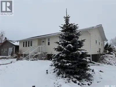This beautifully appointed family home is waiting for the next owners! With over 1300 square feet of...