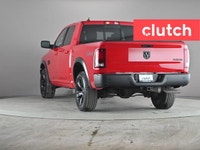 1 OWNER / Auto Dimming Rearview Mirror, Front Heated Seats, Climate Control and more! Clutch is the... (image 5)