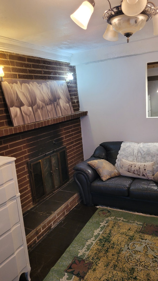 2 et demi  style loft  meuble    tout inclus    disponible — photo 1