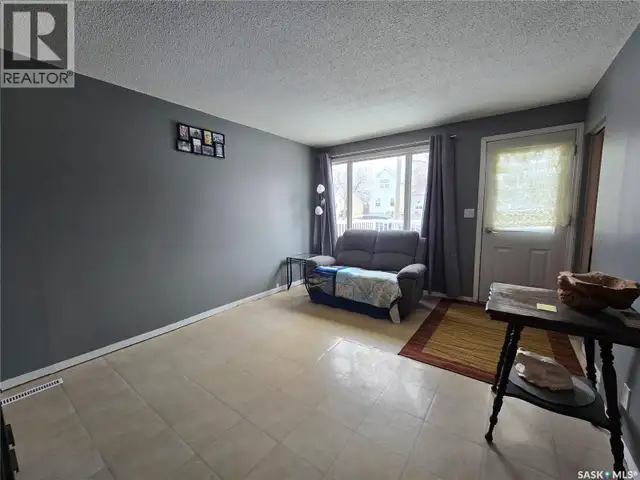 223 MERGENS STREET Weyburn, Saskatchewan in Houses for Sale in Regina - Image 12