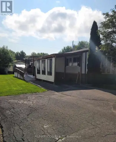 Two bedroom, 70 ft. mobile home in a quiet, year-round mobile home park just minutes south of Grand...