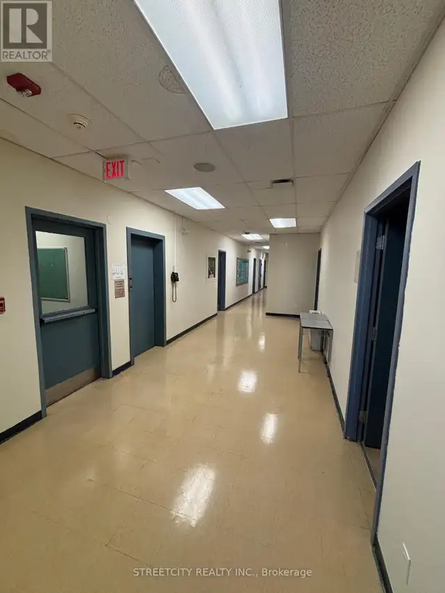 361 RICHMOND STREET London East (East K), Ontario in Commercial & Office Space for Rent in London - Image 8