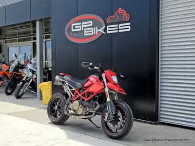 No money down.Credit approved in minutes* OACJust...CLICK HERE The 2008 Ducati Hypermotard 1100 S is...