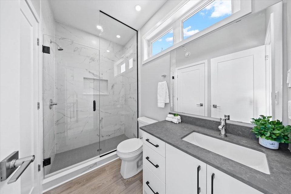 Dreamers Loft Suite I 4