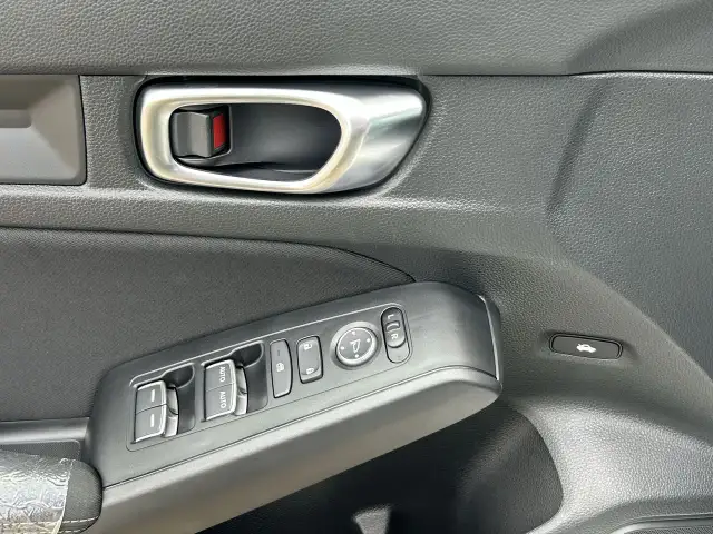 2026 Honda Civic SPORT in Cars & Trucks in City of Montréal - Image 22