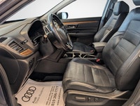 Discover this 2024 Audi Q4 eligible for the Audi Certified:plus (CPO) programme, delivered with 2 se... (image 7)